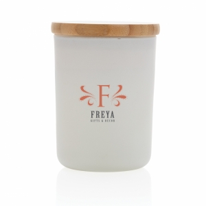 An image of Ukiyo Deluxe Scented Candle With Bamboo Lid